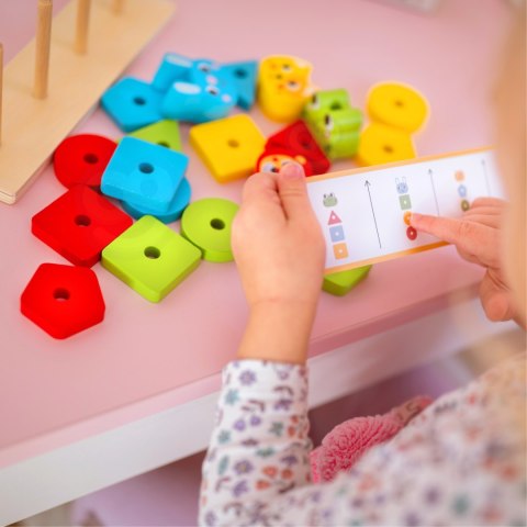 Drewniana układanka Montessori – piramidka zwierzątek, 27 elementów Drewniana układanka Montessori – piramidka zwierzątek, 27 elementów