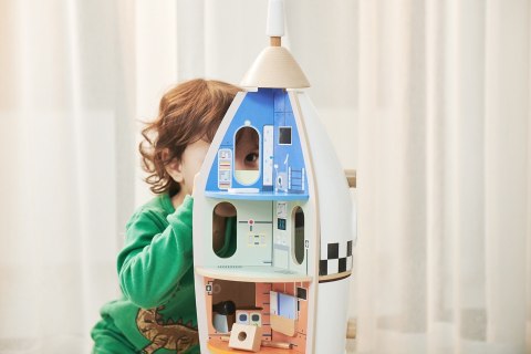 Drewniana rakieta – domek dla dzieci z figurkami i akcesoriami